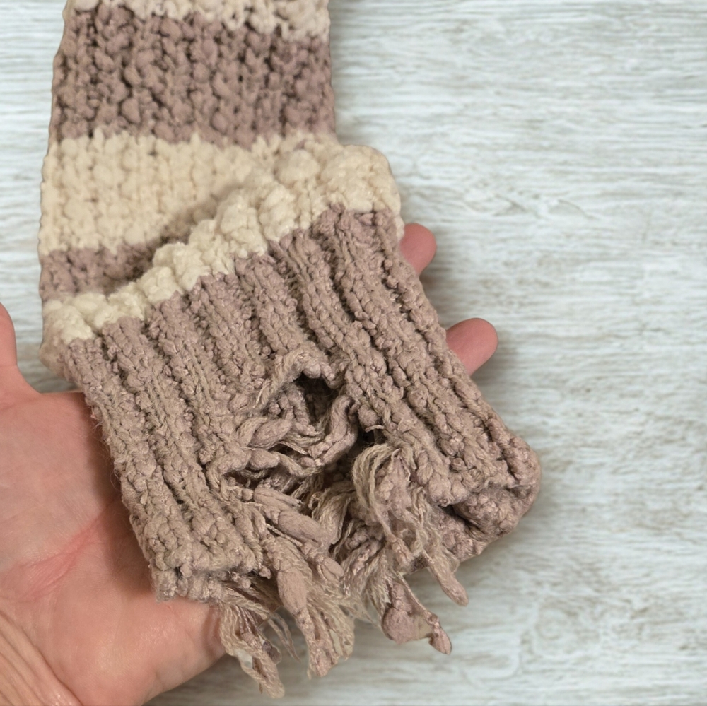 Cozy Striped V-Neck Sweater - Picture 4 of 4